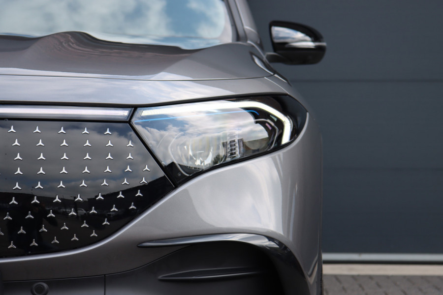 Mercedes-Benz EQB 350 4MATIC AMG Line 71 kWh | Facelift | Distronic | Burmester  | Memory | HUD | Trekhaak | Panoramadak | Verwarmd Stuurwiel | Keyless Go | Vario-achterbank |