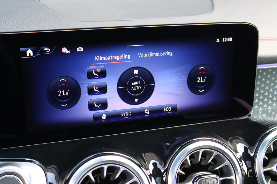 Mercedes-Benz EQB 350 4MATIC AMG Line 71 kWh | Facelift | Distronic | Burmester  | Memory | HUD | Trekhaak | Panoramadak | Verwarmd Stuurwiel | Keyless Go | Vario-achterbank |