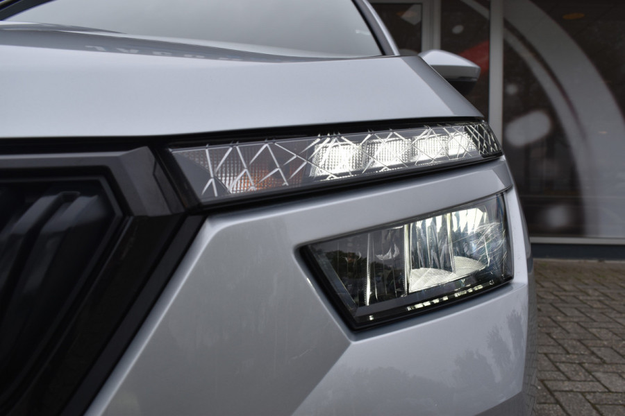 Škoda Kamiq 1.0 TSI Sport Business / Carplay / Sensoren achter / LED / Sportstoelen