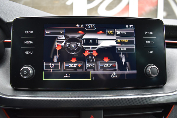 Škoda Kamiq 1.0 TSI Sport Business / Carplay / Sensoren achter / LED / Sportstoelen
