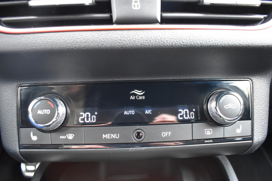 Škoda Kamiq 1.0 TSI Sport Business / Carplay / Sensoren achter / LED / Sportstoelen