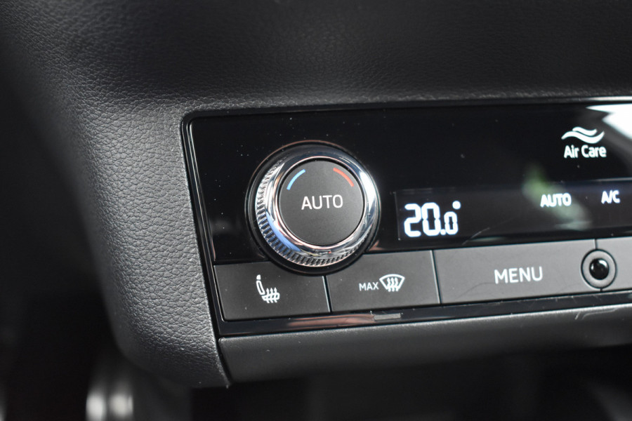 Škoda Kamiq 1.0 TSI Sport Business / Carplay / Sensoren achter / LED / Sportstoelen