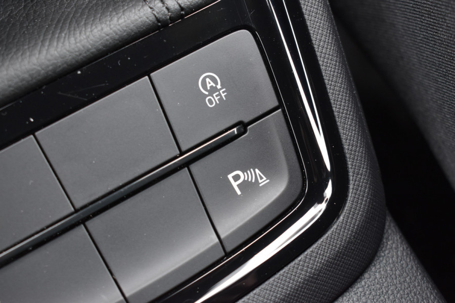 Škoda Kamiq 1.0 TSI Sport Business / Carplay / Sensoren achter / LED / Sportstoelen
