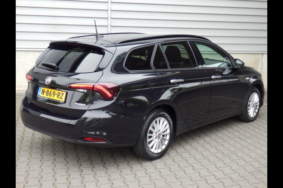 Fiat Tipo 100pk | Station | Life | Camera | Clima | Apple Carpl/ Andr. Aut