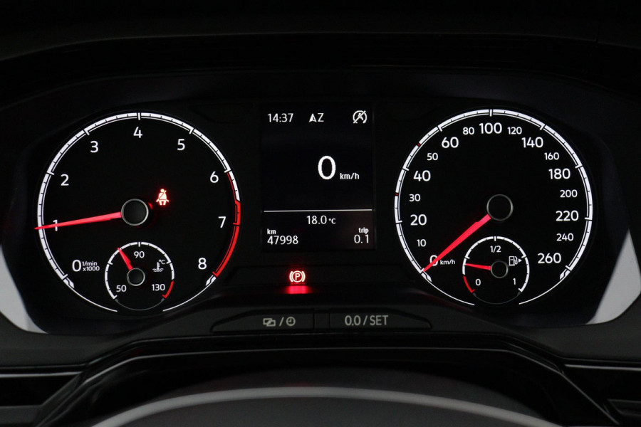 Volkswagen Polo 1.0 TSI Comfortline (NAVIGATIE CARPLAY, STUURBEDIENING, 1e EIGENAAR, GOED ONDERHOUDEN)