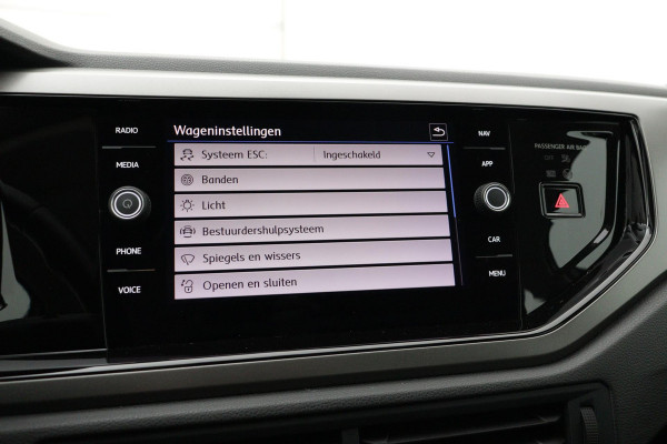 Volkswagen Polo 1.0 TSI Comfortline (NAVIGATIE CARPLAY, STUURBEDIENING, 1e EIGENAAR, GOED ONDERHOUDEN)