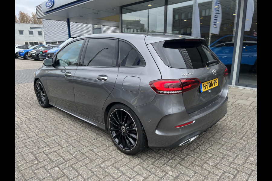 Mercedes-Benz B-Klasse 220 Launch Edition Premium Plus | 190pk Automaat | Panoramadak | Matrix LED | Stoelverwarming | Winterset