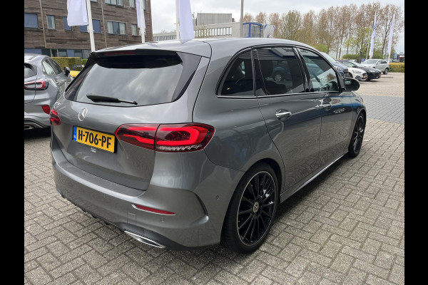 Mercedes-Benz B-Klasse 220 Launch Edition Premium Plus | 190pk Automaat | Panoramadak | Matrix LED | Stoelverwarming | Winterset