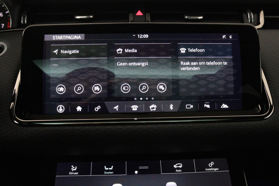 Land Rover Range Rover Evoque 2.0 P250 AWD S (PARKEERSENSOREN, STUUR/STOEL VERWARMING, CAMERA, NAVIGATIE, ELEKTR STOELEN)
