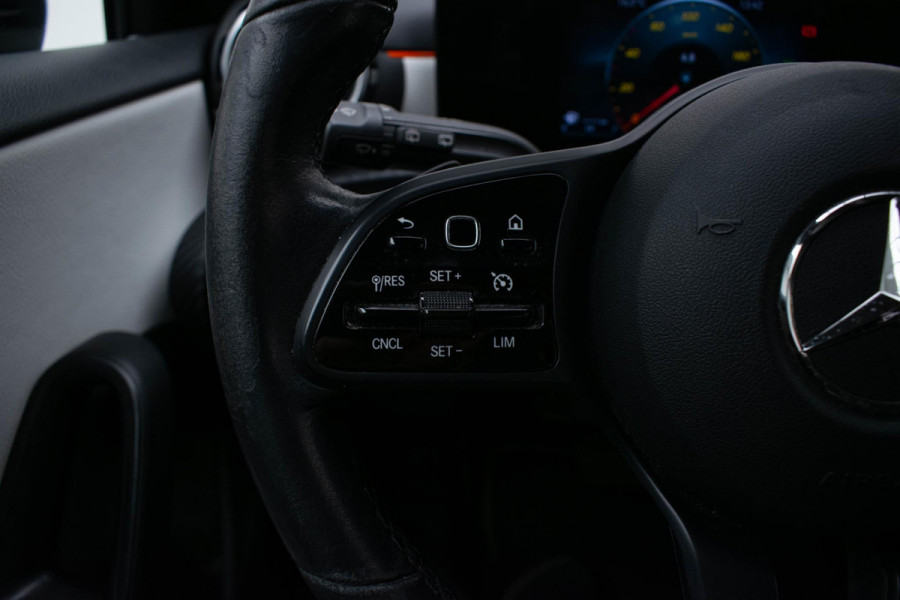 Mercedes-Benz A-Klasse 180 d Business Solution | Camera | Navi | LED |