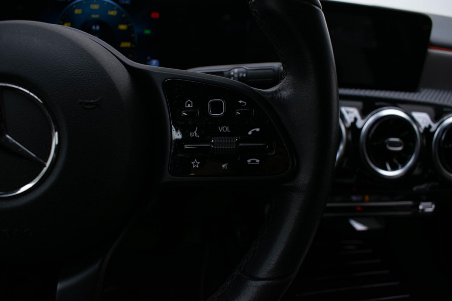 Mercedes-Benz A-Klasse 180 d Business Solution | Camera | Navi | LED |