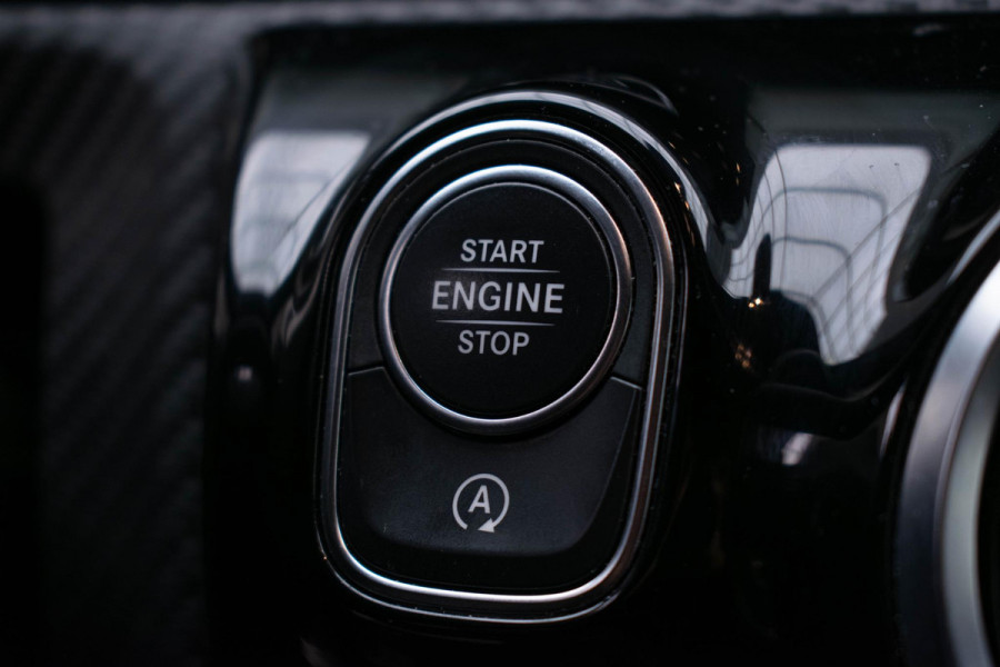 Mercedes-Benz A-Klasse 180 d Business Solution | Camera | Navi | LED |