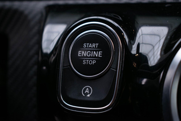 Mercedes-Benz A-Klasse 180 d Business Solution | Camera | Navi | LED |