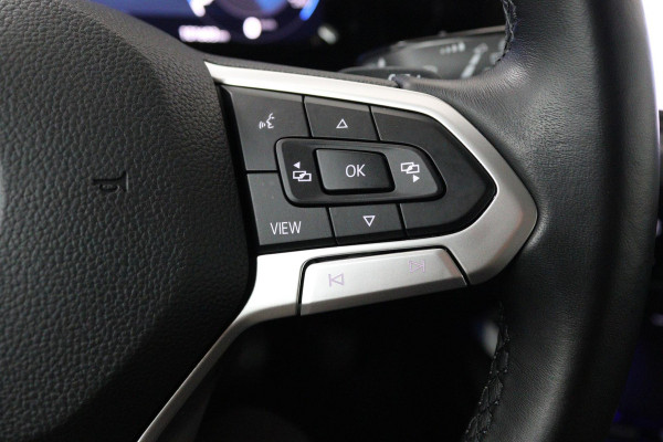 Volkswagen GOLF Variant 1.5 eTSI Style (ACHTERUITRIJCAMERA, PARKEERSENSOREN, NAVIGATIE, ELEKTR STOELEN, SFEERVERLICHTING)