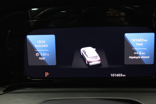 Volkswagen GOLF Variant 1.5 eTSI Style (ACHTERUITRIJCAMERA, PARKEERSENSOREN, NAVIGATIE, ELEKTR STOELEN, SFEERVERLICHTING)