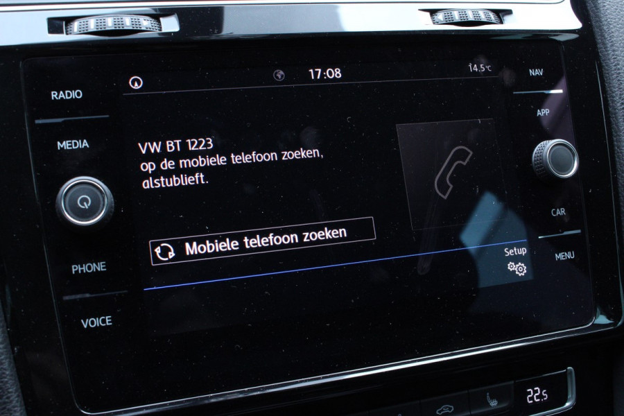 Volkswagen GOLF Variant 1.5 TSI R-Line 1eEIGNR! NAV BT STOELVW PDC '19