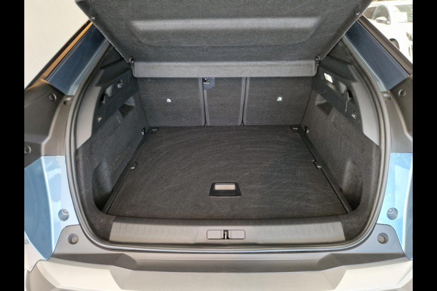 Peugeot E-3008 Allure 73 kWh | Trekhaak | Panoramic Navigation Pack