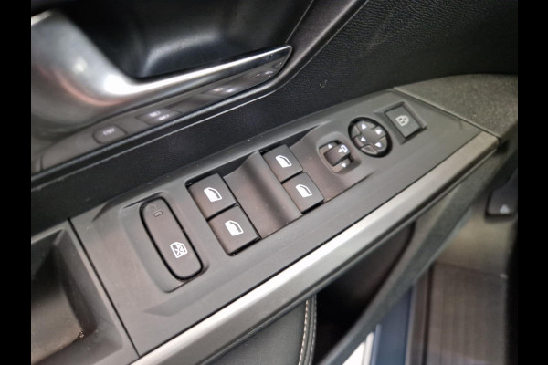 Peugeot E-3008 Allure 73 kWh | Trekhaak | Panoramic Navigation Pack