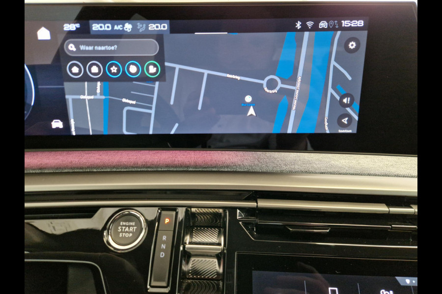 Peugeot E-3008 Allure 73 kWh | Trekhaak | Panoramic Navigation Pack