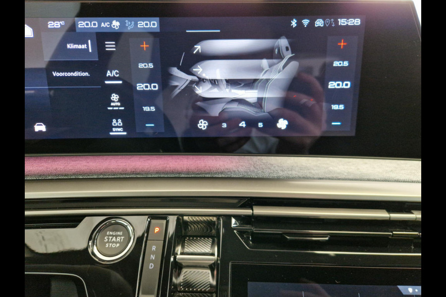 Peugeot E-3008 Allure 73 kWh | Trekhaak | Panoramic Navigation Pack