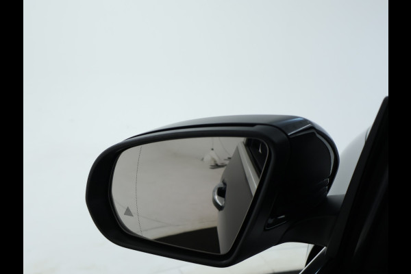 Mercedes-Benz EQA 250+ AMG Line LIMITED | Trekhaak | Parkeerpakket met achteruitrijcamera | KEYLESS-GO comfort pakket | EASY PACK achterklep | Sfeerverlichting | Dodehoekassistent | Premium pakket |