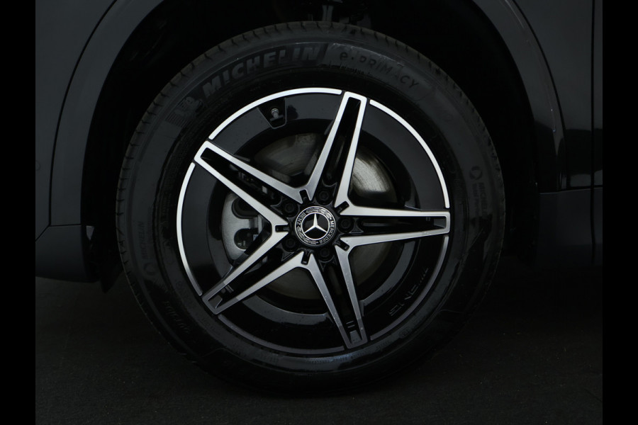 Mercedes-Benz EQA 250+ AMG Line LIMITED | Trekhaak | Parkeerpakket met achteruitrijcamera | KEYLESS-GO comfort pakket | EASY PACK achterklep | Sfeerverlichting | Dodehoekassistent | Premium pakket |