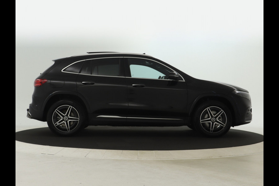 Mercedes-Benz EQA 250+ AMG Line LIMITED | Trekhaak | Parkeerpakket met achteruitrijcamera | KEYLESS-GO comfort pakket | EASY PACK achterklep | Sfeerverlichting | Dodehoekassistent | Premium pakket |