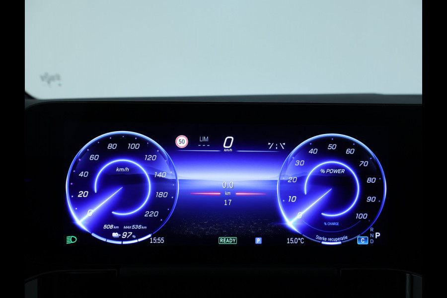 Mercedes-Benz EQA 250+ AMG Line LIMITED | Trekhaak | Parkeerpakket met achteruitrijcamera | KEYLESS-GO comfort pakket | EASY PACK achterklep | Sfeerverlichting | Dodehoekassistent | Premium pakket |