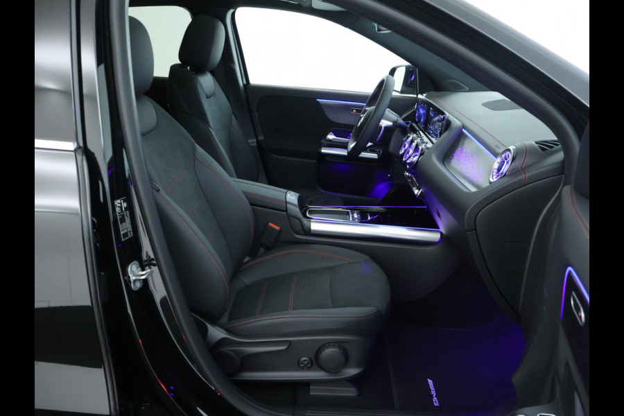 Mercedes-Benz EQA 250+ AMG Line LIMITED | Trekhaak | Parkeerpakket met achteruitrijcamera | KEYLESS-GO comfort pakket | EASY PACK achterklep | Sfeerverlichting | Dodehoekassistent | Premium pakket |