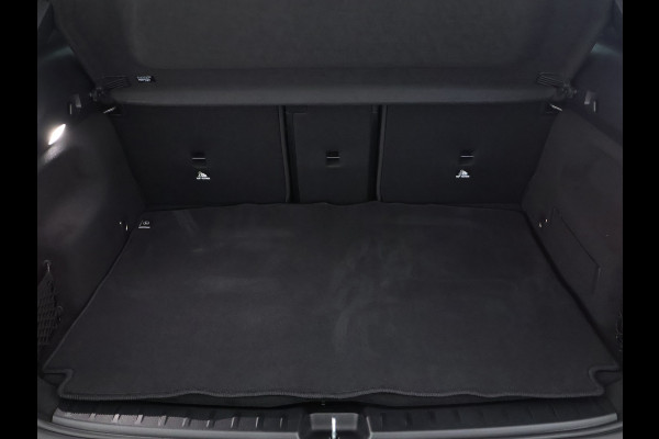 Mercedes-Benz EQA 250+ AMG Line LIMITED | Trekhaak | Parkeerpakket met achteruitrijcamera | KEYLESS-GO comfort pakket | EASY PACK achterklep | Sfeerverlichting | Dodehoekassistent | Premium pakket |