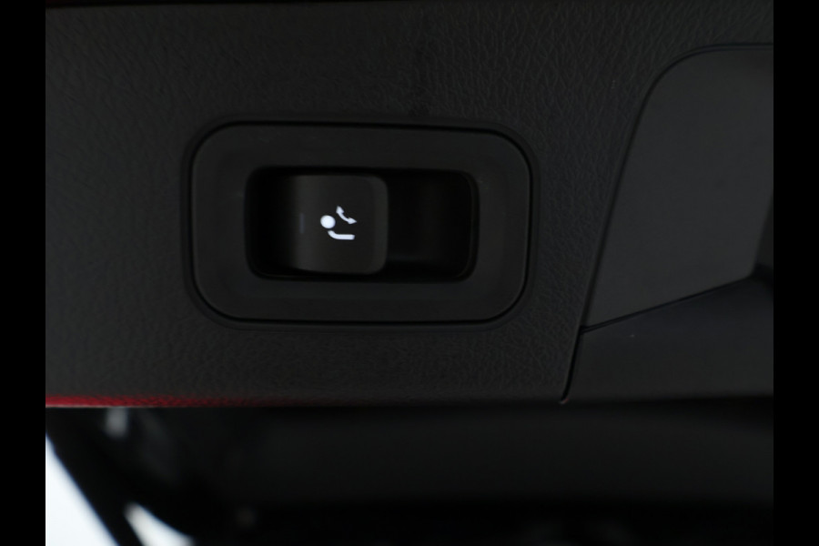Mercedes-Benz EQA 250+ AMG Line LIMITED | Trekhaak | Parkeerpakket met achteruitrijcamera | KEYLESS-GO comfort pakket | EASY PACK achterklep | Sfeerverlichting | Dodehoekassistent | Premium pakket |