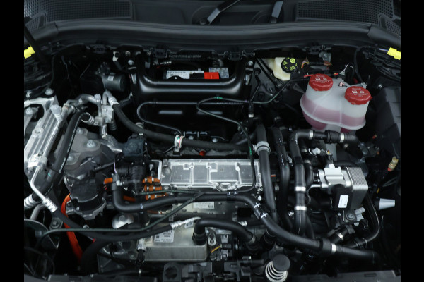 Mercedes-Benz EQA 250+ AMG Line LIMITED | Trekhaak | Parkeerpakket met achteruitrijcamera | KEYLESS-GO comfort pakket | EASY PACK achterklep | Sfeerverlichting | Dodehoekassistent | Premium pakket |