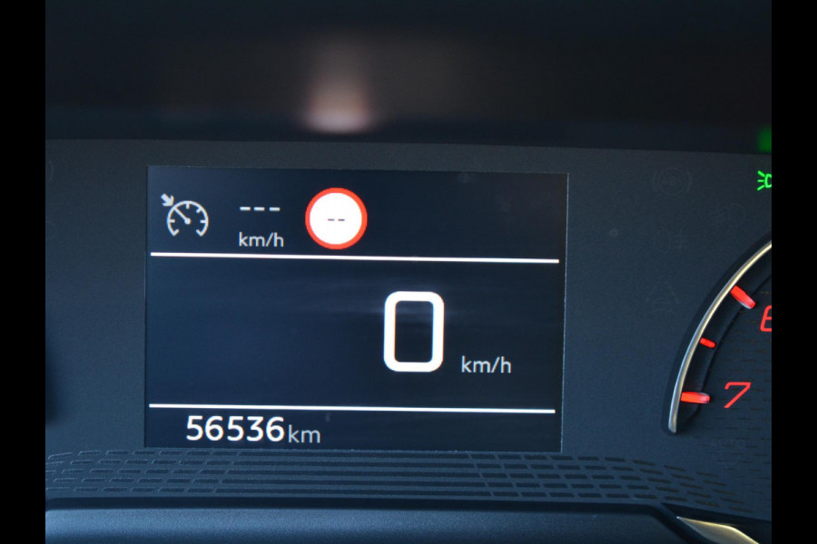 Peugeot 2008 1.2 Turbo 100pk Active | Navigatie | Parkeersensoren achter |