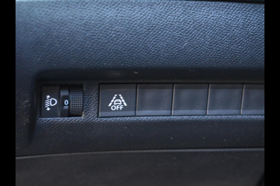 Peugeot 2008 1.2 Turbo 100pk Active | Navigatie | Parkeersensoren achter |