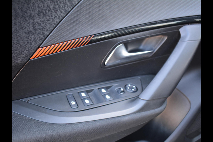 Peugeot 2008 1.2 Turbo 100pk Active | Navigatie | Parkeersensoren achter |