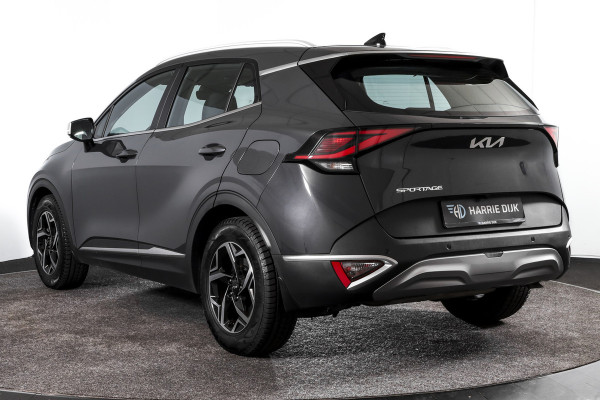 Kia Sportage 1.6 T-GDi MHEV 160 PK DynamicLine - Automaat | Dig. Cockpit | Adapt. Cruise | Stuur-+Stuurverw. | PDC | Camera | NAV + App. Connect | ECC | LM 17" | 2761