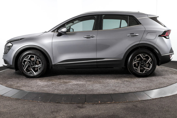 Kia Sportage 1.6 T-GDi MHEV 160 PK DynamicLine - Automaat | Afn. Trekhaak | Dig. Cockpit | Adapt. Cruise | Stuur-+Stuurverw. | PDC | Camera | NAV + App. Connect | ECC | LM 17" | 2832