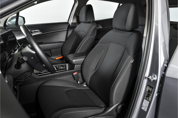 Kia Sportage 1.6 T-GDi MHEV 160 PK DynamicLine - Automaat | Afn. Trekhaak | Dig. Cockpit | Adapt. Cruise | Stuur-+Stuurverw. | PDC | Camera | NAV + App. Connect | ECC | LM 17" | 2832