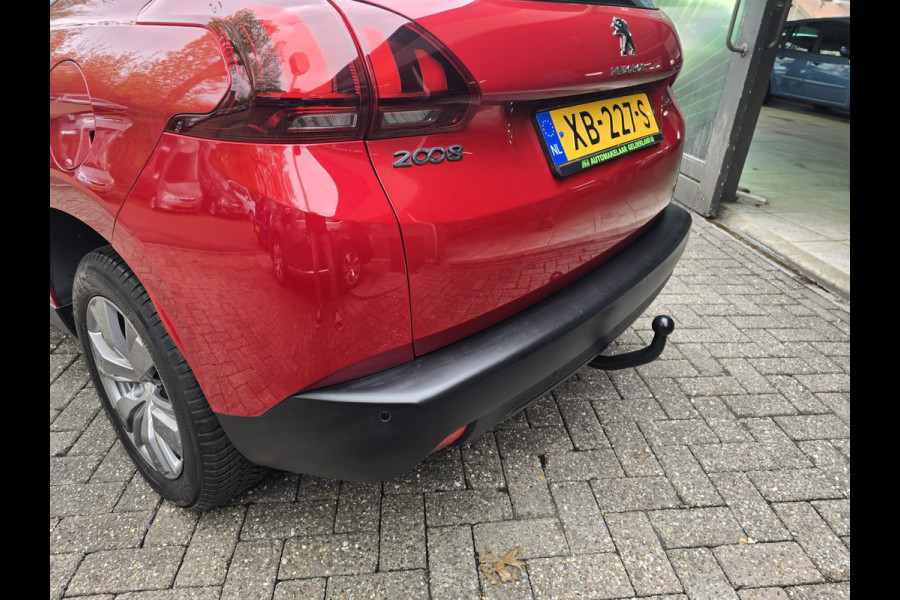 Peugeot 2008 1.2 110 PK | AUTOMAAT | 2E EIGENAAR | 12MND GARANTIE |