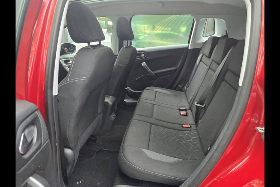 Peugeot 2008 1.2 110 PK | AUTOMAAT | 2E EIGENAAR | 12MND GARANTIE |