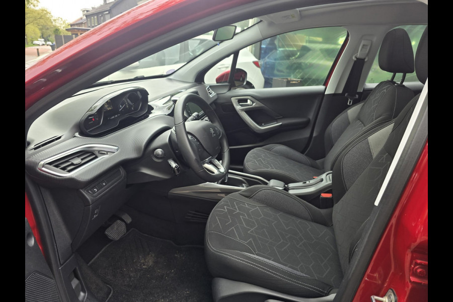 Peugeot 2008 1.2 110 PK | AUTOMAAT | 2E EIGENAAR | 12MND GARANTIE |