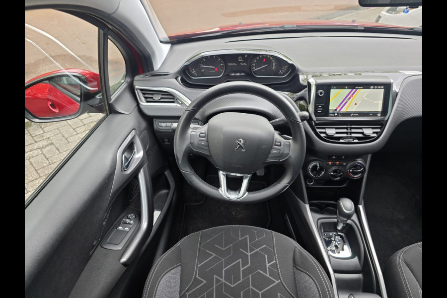 Peugeot 2008 1.2 110 PK | AUTOMAAT | 2E EIGENAAR | 12MND GARANTIE |