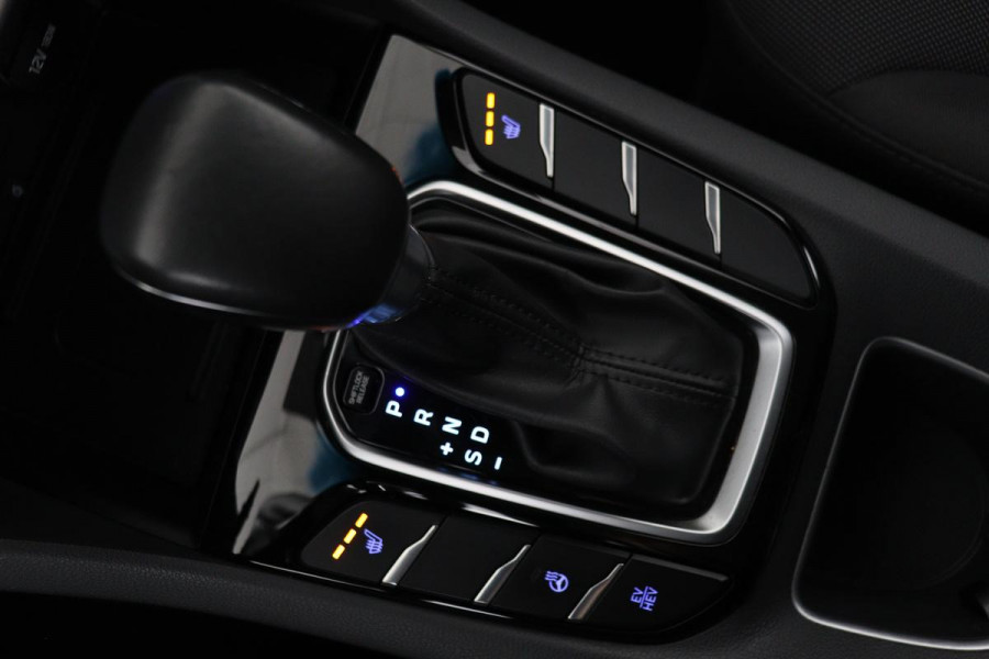 Hyundai IONIQ 1.6 GDI PHEV | Stoel & stuurverwarming | Adaptive cruise | Full LED | Camera | Carplay | Navigatie | Keyless | Climate control