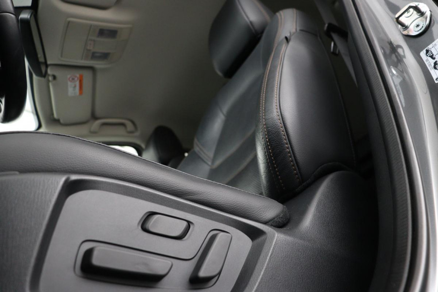 Mazda CX-5 2.0 SkyActiv-G 165 Luxury | Head-Up | Trekhaak | Leder | Stoel & stuurverwarming | 360 camera | Carplay | BOSE Sound | Full LED | Keyless | Memory | Achterbankverwarming