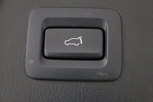 Mazda CX-5 2.0 SkyActiv-G 165 Luxury | Head-Up | Trekhaak | Leder | Stoel & stuurverwarming | 360 camera | Carplay | BOSE Sound | Full LED | Keyless | Memory | Achterbankverwarming