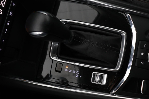 Mazda CX-5 2.0 SkyActiv-G 165 Luxury | Head-Up | Trekhaak | Leder | Stoel & stuurverwarming | 360 camera | Carplay | BOSE Sound | Full LED | Keyless | Memory | Achterbankverwarming