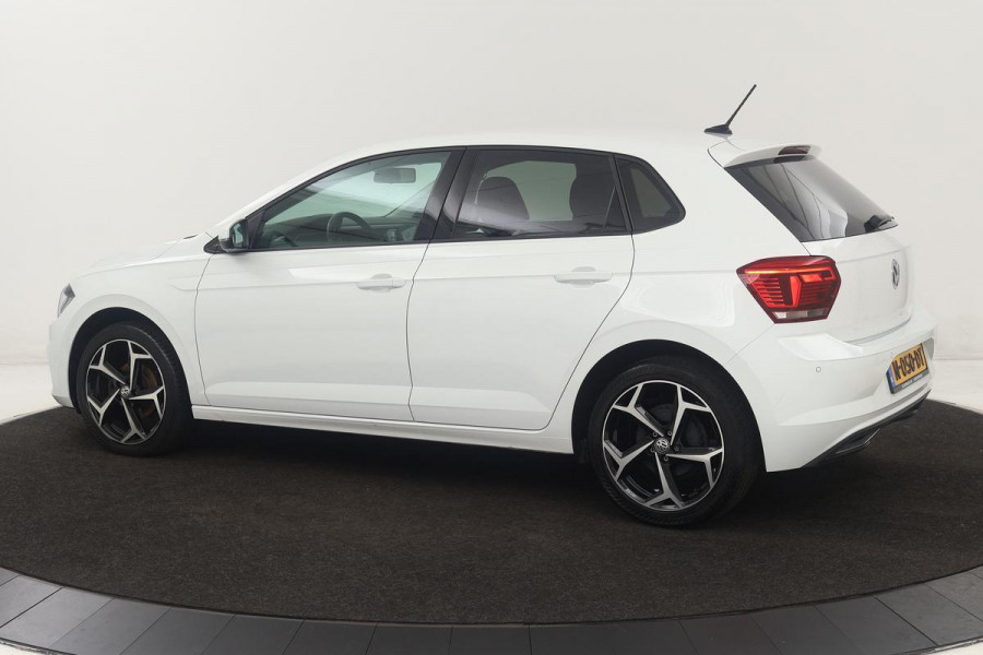 Volkswagen Polo 1.0 TSI Highline | Automaat | Stoelverwarming | Carplay | Navigatie | Climate control | Parkeerhulp | Cruise control | Bluetooth