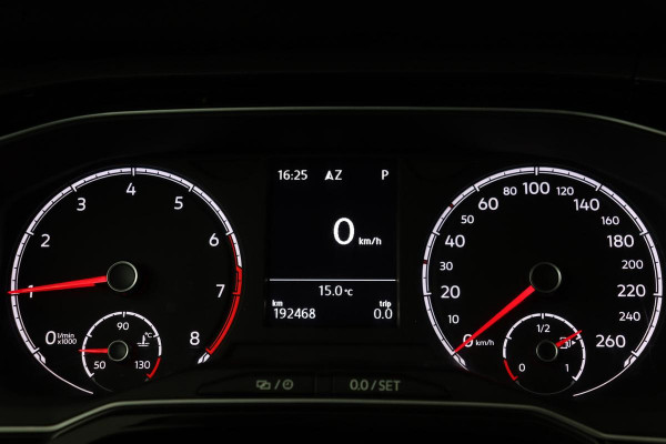 Volkswagen Polo 1.0 TSI Highline | Automaat | Stoelverwarming | Carplay | Navigatie | Climate control | Parkeerhulp | Cruise control | Bluetooth
