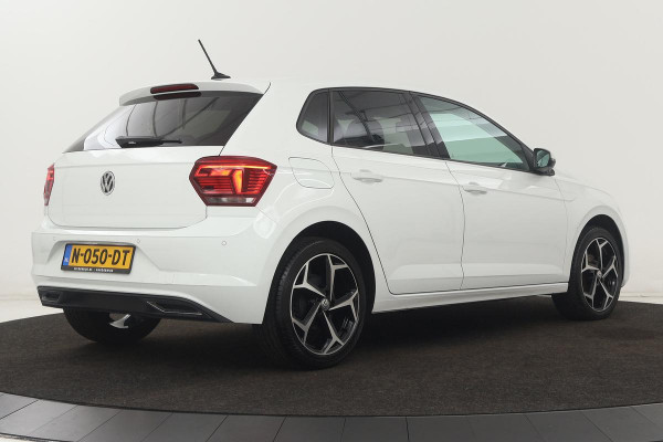 Volkswagen Polo 1.0 TSI Highline | Automaat | Stoelverwarming | Carplay | Navigatie | Climate control | Parkeerhulp | Cruise control | Bluetooth