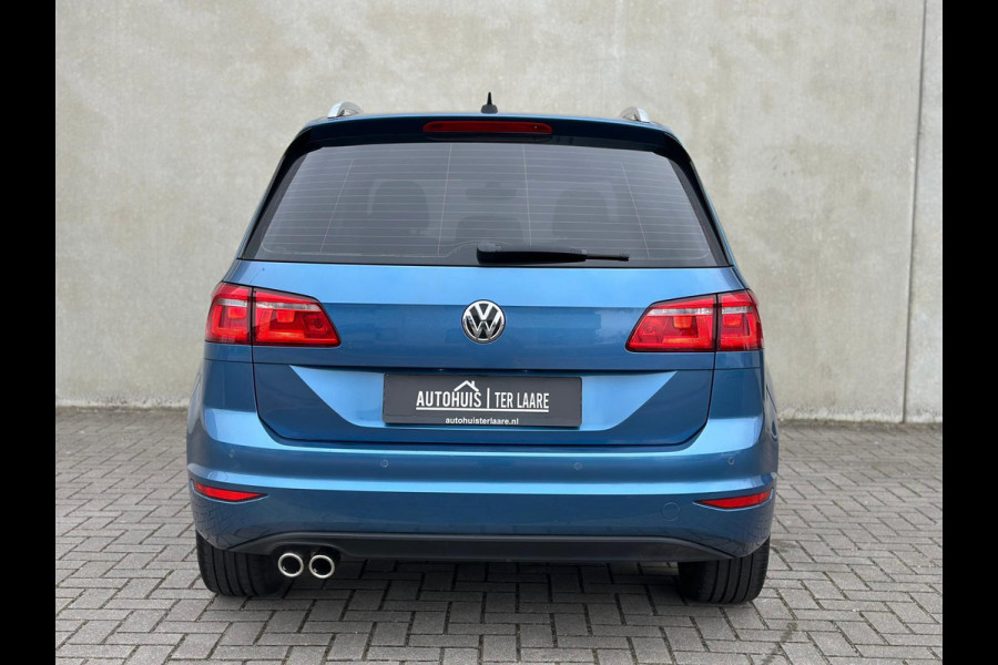 Volkswagen Golf Sportsvan 1.4 TSI Highline Xenon 17' Massage